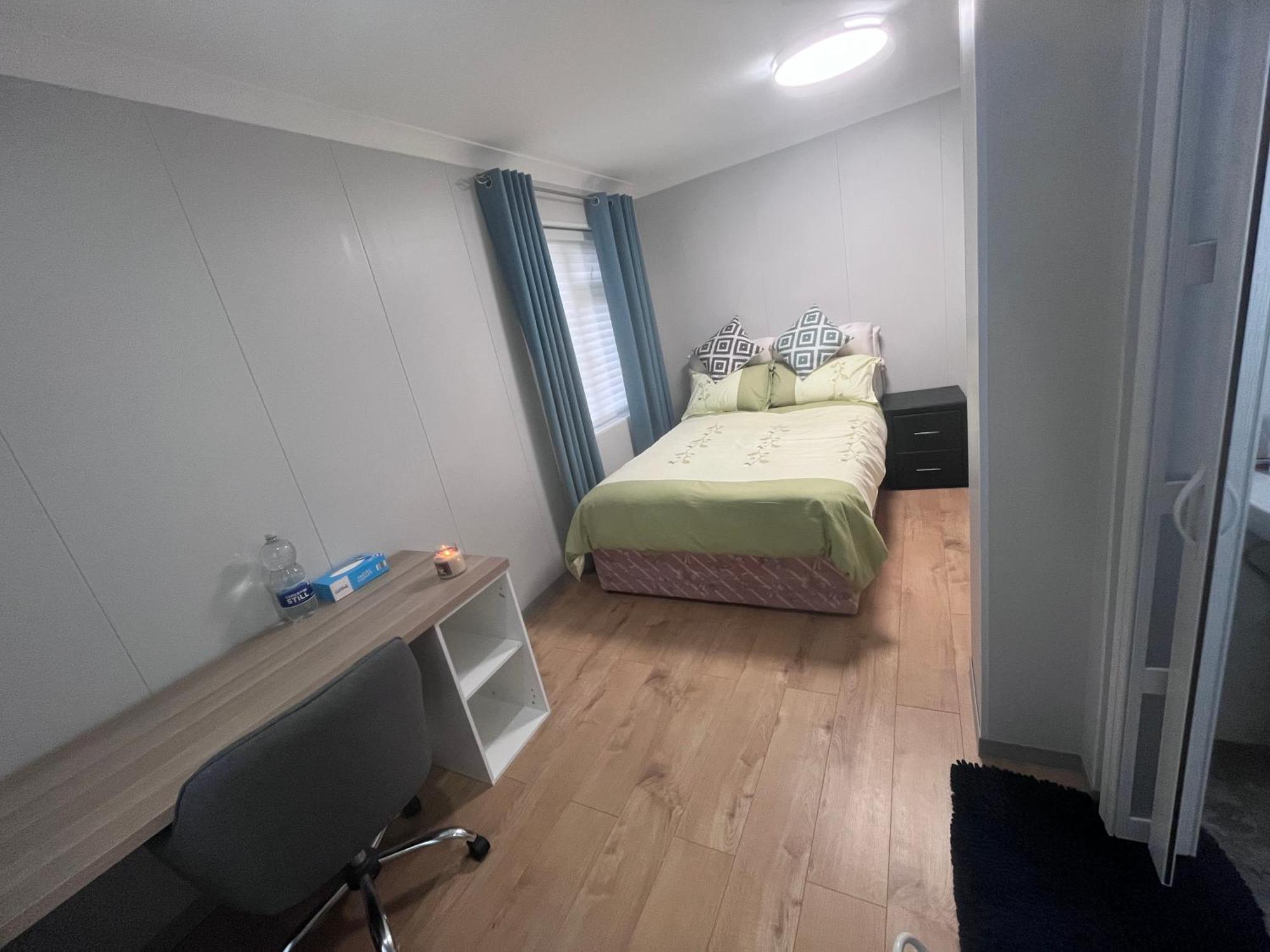 Homestay Modern Ensuite Double Bedroom In Dundrum Dublin